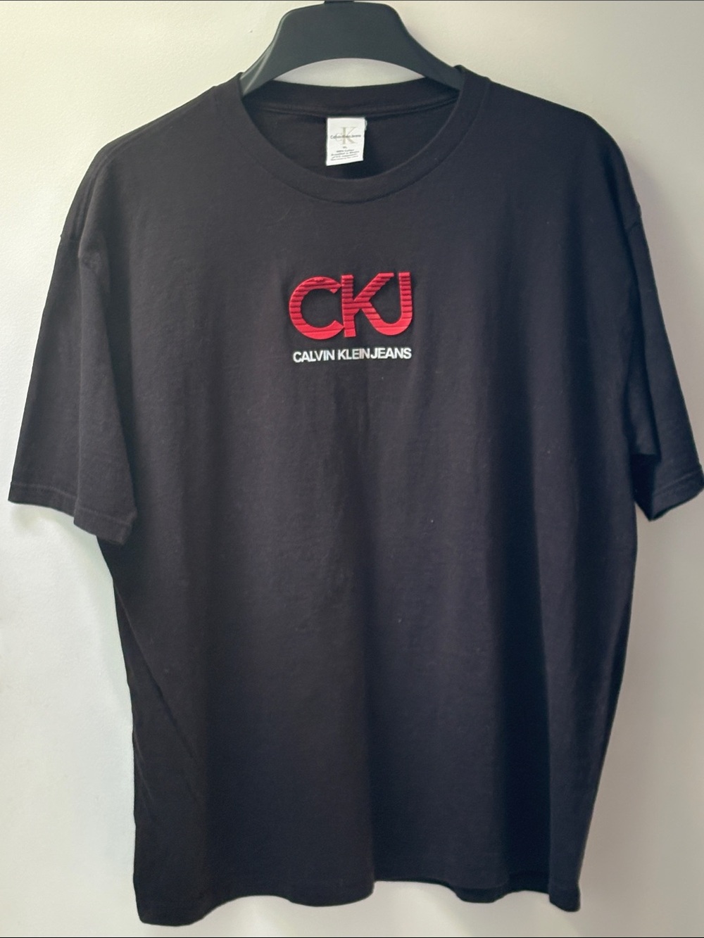 Vintage Calvin Klein Jeans 100% Cotton Black T-Shirt Red CKJ Logo Men's Size XL!